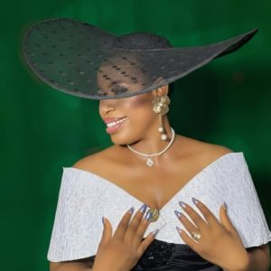 Ladies Turban Cap, Heart With Fascinator